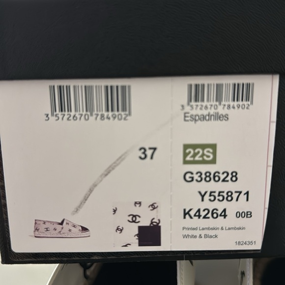 AUTHENTIC CHANEL ESPADRILLES from 22S FULL SET BLACK & WHITE CC Logos - Picture 8 of 10